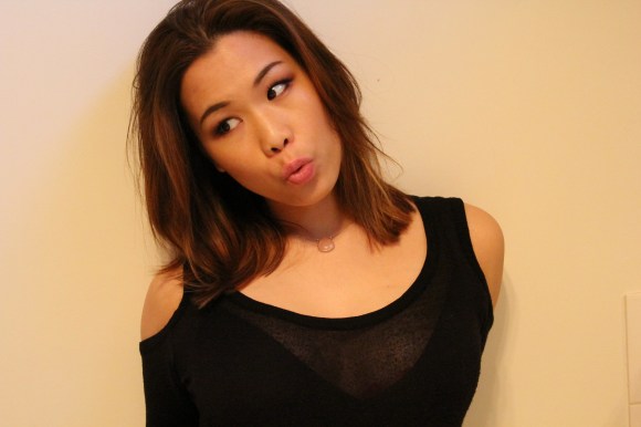 Very light weight hair do. Spritz a bit of beach hair texture spray to mess it up.